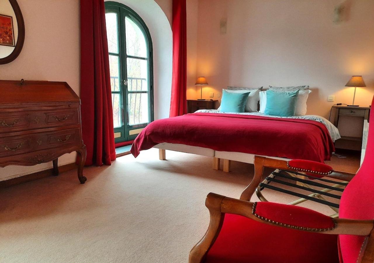 Domaine Lou Castet Bed and Breakfast Tuzaguet Exteriör bild