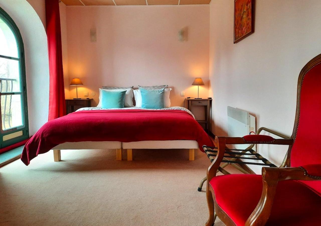 Domaine Lou Castet Bed and Breakfast Tuzaguet Exteriör bild